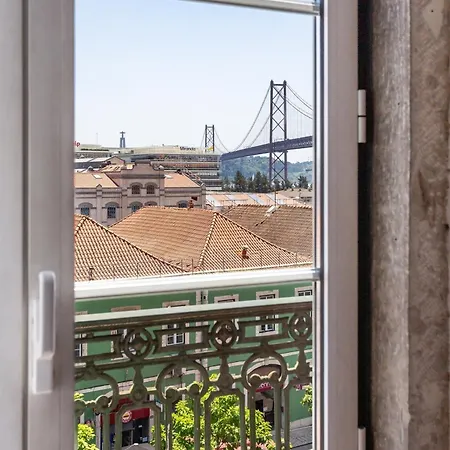 Bridge View Balcony, Near Lx Factory And Belem