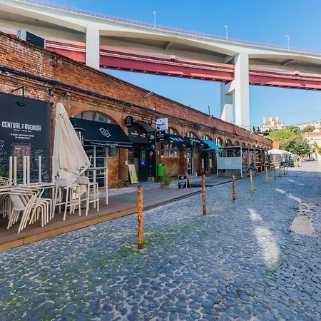 Апартаменты Bridge View Balcony, Near Lx Factory And Belem